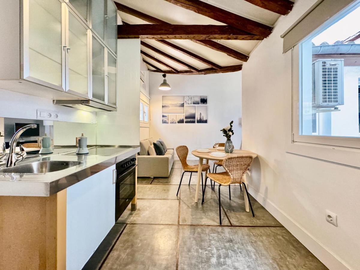 Charming Tirso De Molina IV Apartment Madrid Exterior photo