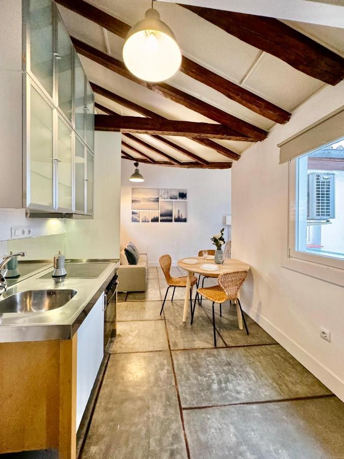Charming Tirso De Molina IV Apartment Madrid Exterior photo